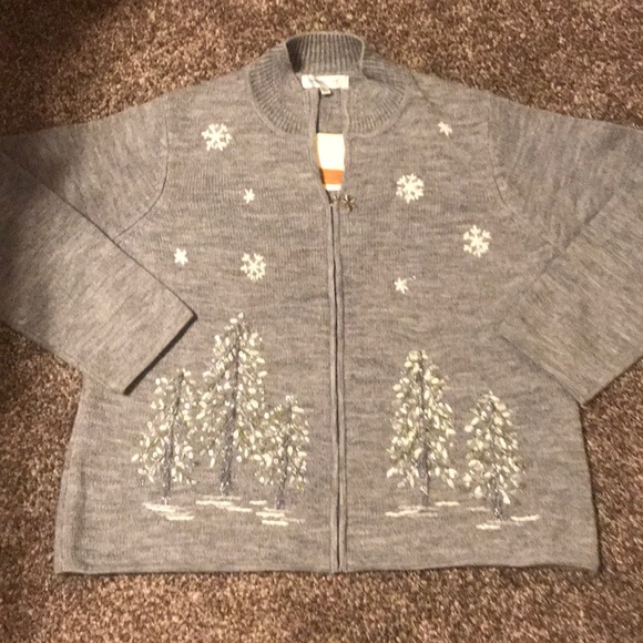 Coldwater Creek Sweaters - Grey winter zip front sweater. Coldwater Creek Sweaters - Grey winter zip front sweater.